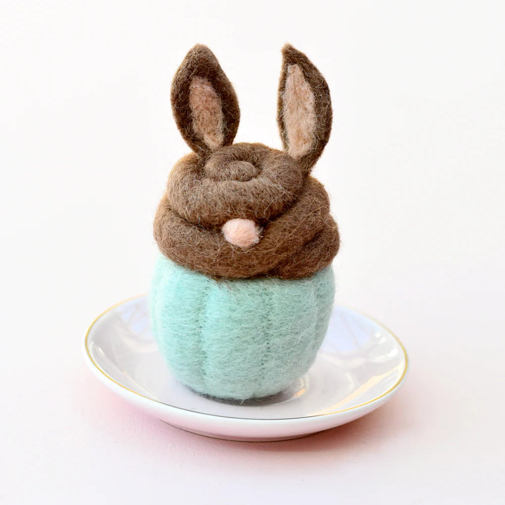 Easter bunny cup cake
