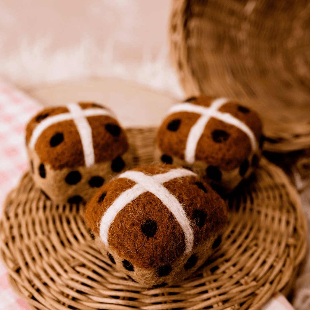 Hot cross bun toy