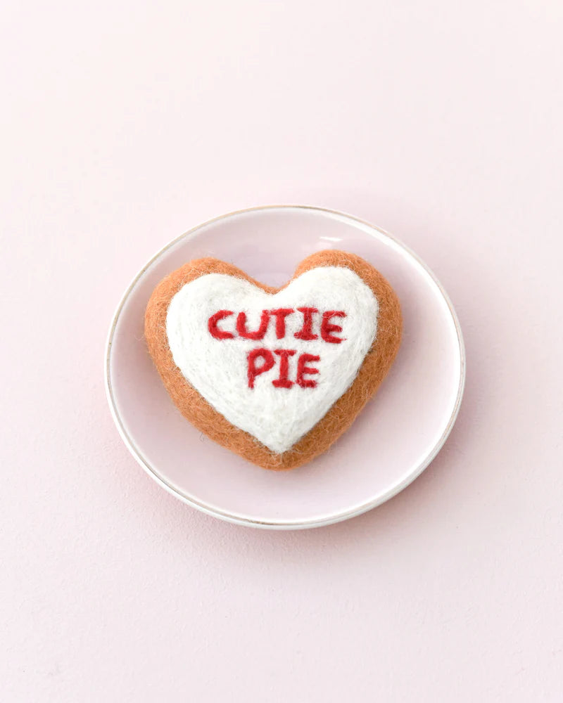 cutie pie cookie cat toy